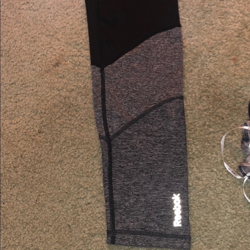 Reebok leggings - Picture 2 of 3